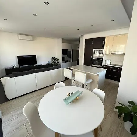Apartment Big Forest Apartman *